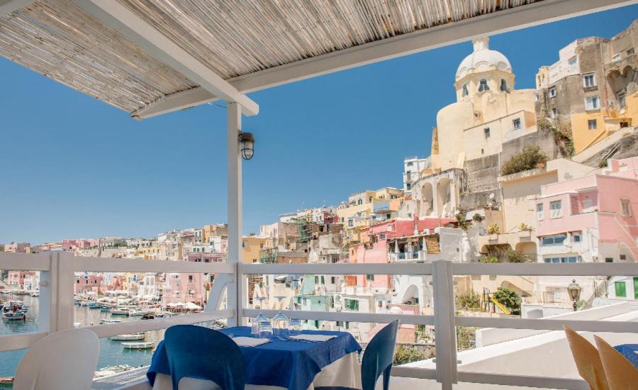 Hotel La Corricella Прочида Екстер'єр фото