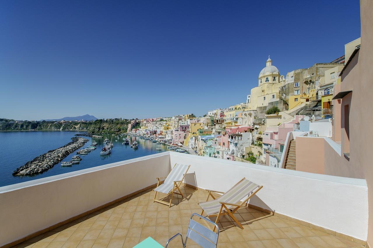 Hotel La Corricella Прочида Екстер'єр фото